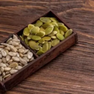 🎃 Pumpkin seed and 🌻 Sunflower seed